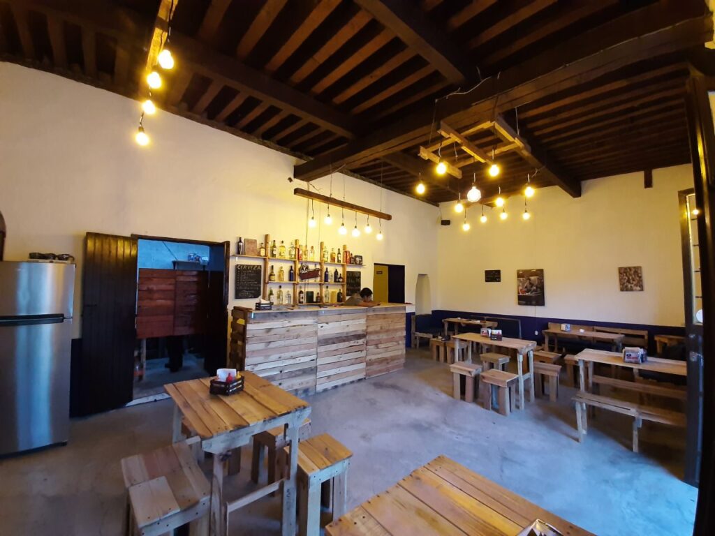 Interior del Bar92s